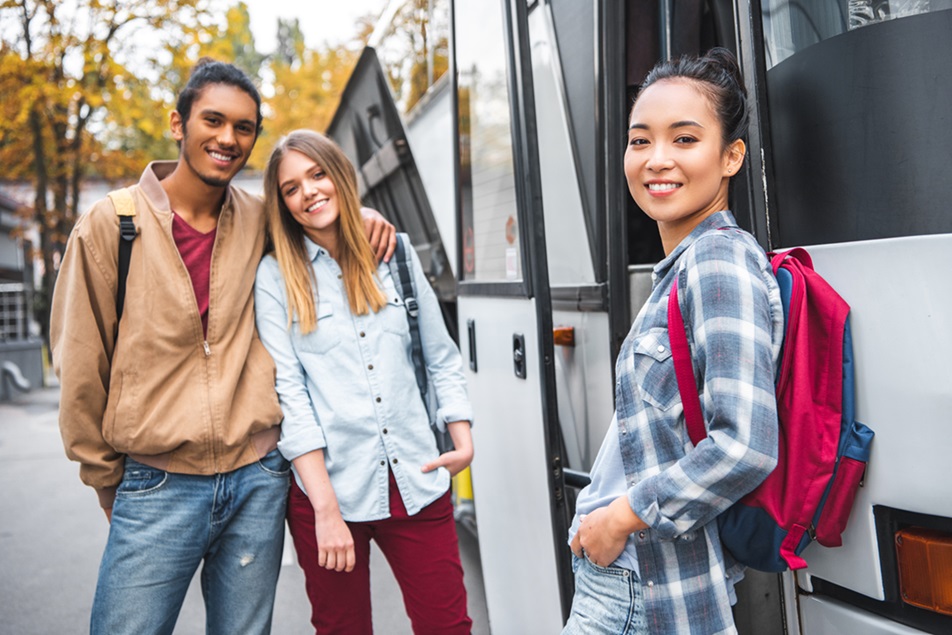 The Benefits of Daily Commutes with a Shuttle Service
