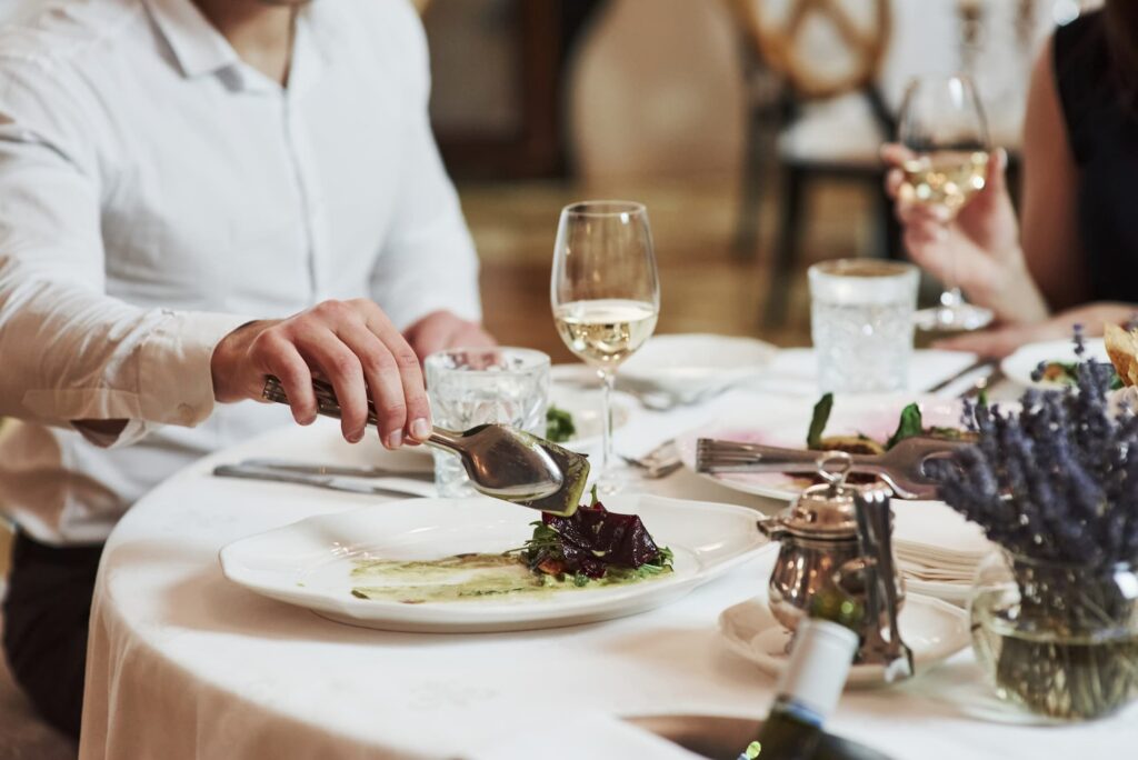 Creating Memorable Dining Moments Through Service